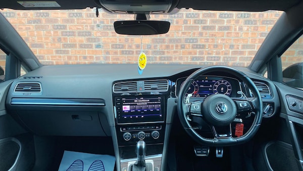Used Volkswagen Golf 2017 for sale - 74081517: Photo 16