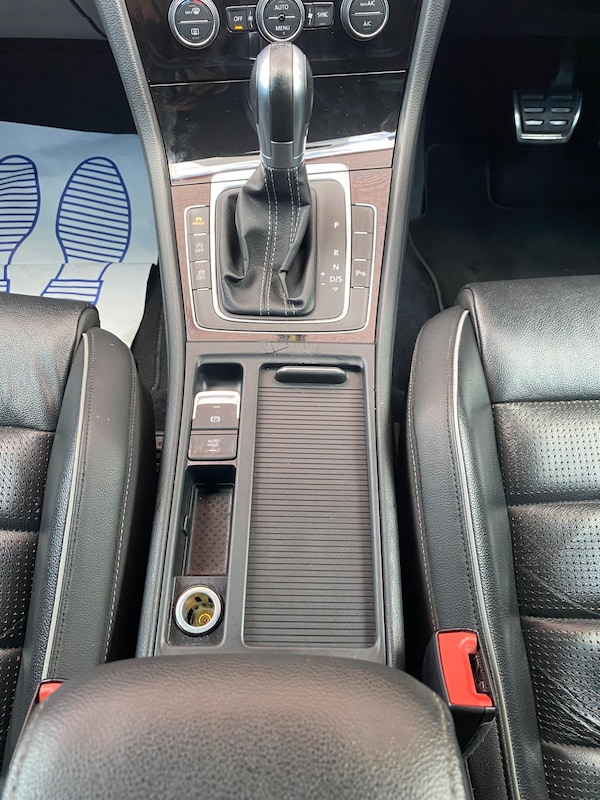 Used Volkswagen Golf 2017 for sale - 74081517: Photo 25