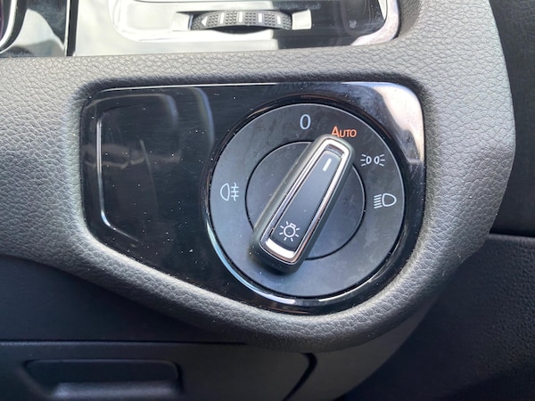 Used Volkswagen Golf 2017 for sale - 74081517: Photo 31