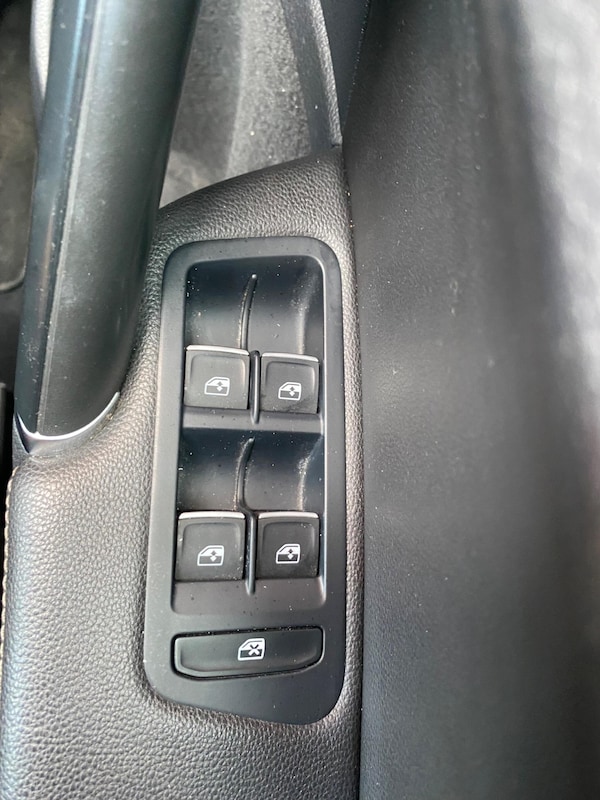 Used Volkswagen Golf 2017 for sale - 74081517: Photo 33