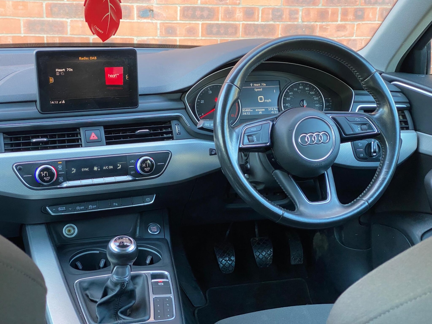 Used Audi A4 2016 for sale - 77358977: Photo 32