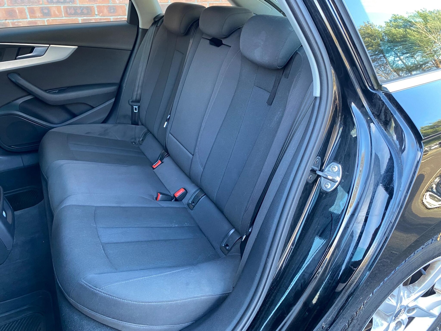 Used Audi A4 2016 for sale - 77358977: Photo 41