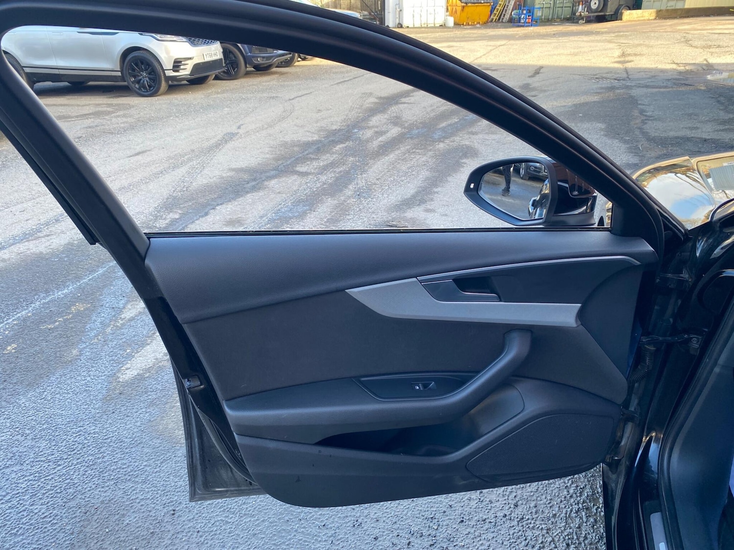 Used Audi A4 2016 for sale - 77358977: Photo 45