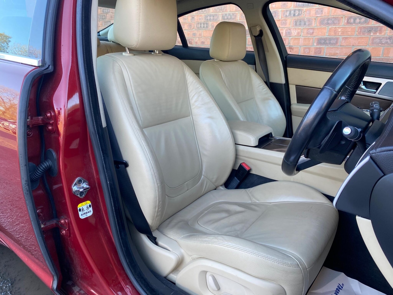 Used Jaguar XF 2012 for sale - 76780738: Photo 15