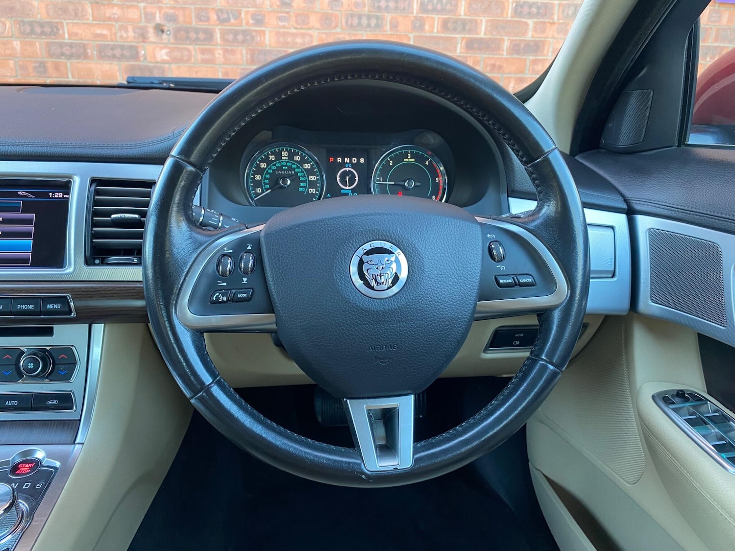 Used Jaguar XF 2012 for sale - 76780738: Photo 18