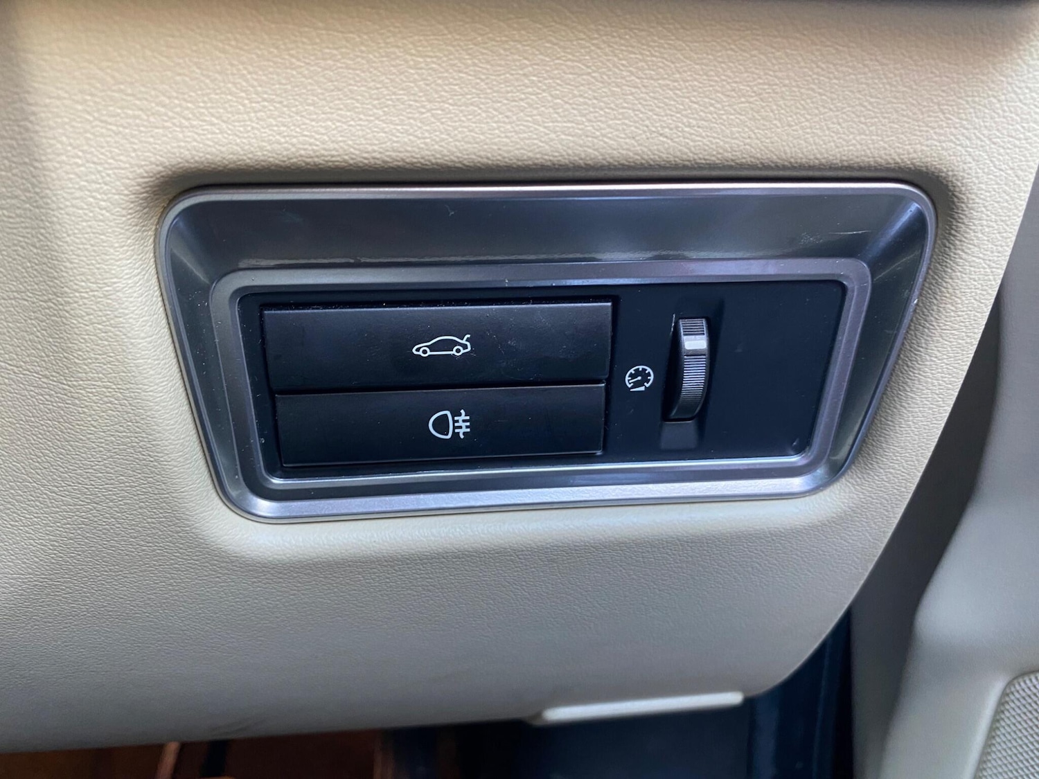 Used Jaguar XF 2012 for sale - 76780738: Photo 25