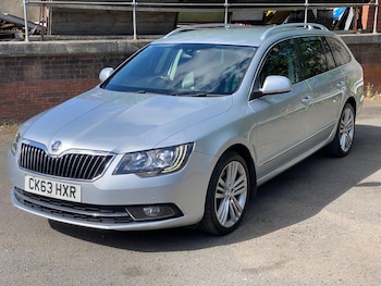 Used Skoda Superb 2013 for sale - 78751563: Photo