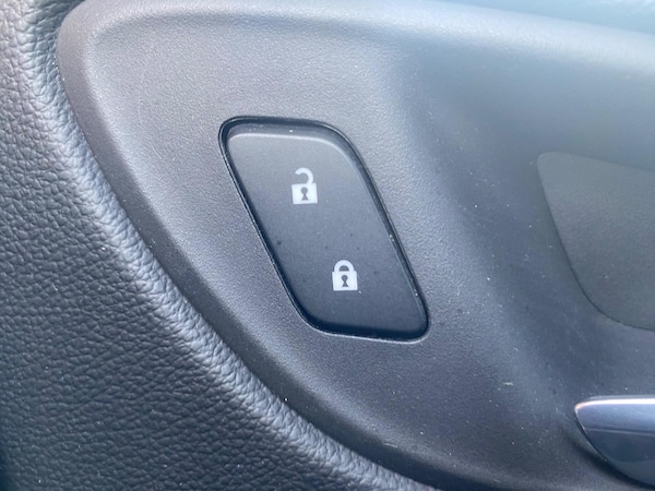 Used Vauxhall Astra 2017 for sale - 75601419: Photo 31