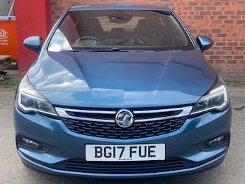 Used Vauxhall Astra 2017 for sale - 75601419: Photo