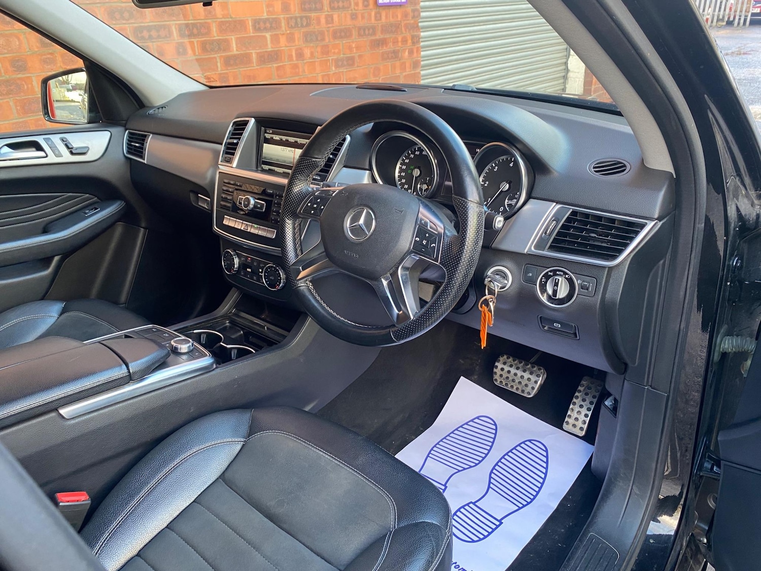 Used Mercedes-Benz M Class 2012 for sale - 76989790: Photo 12