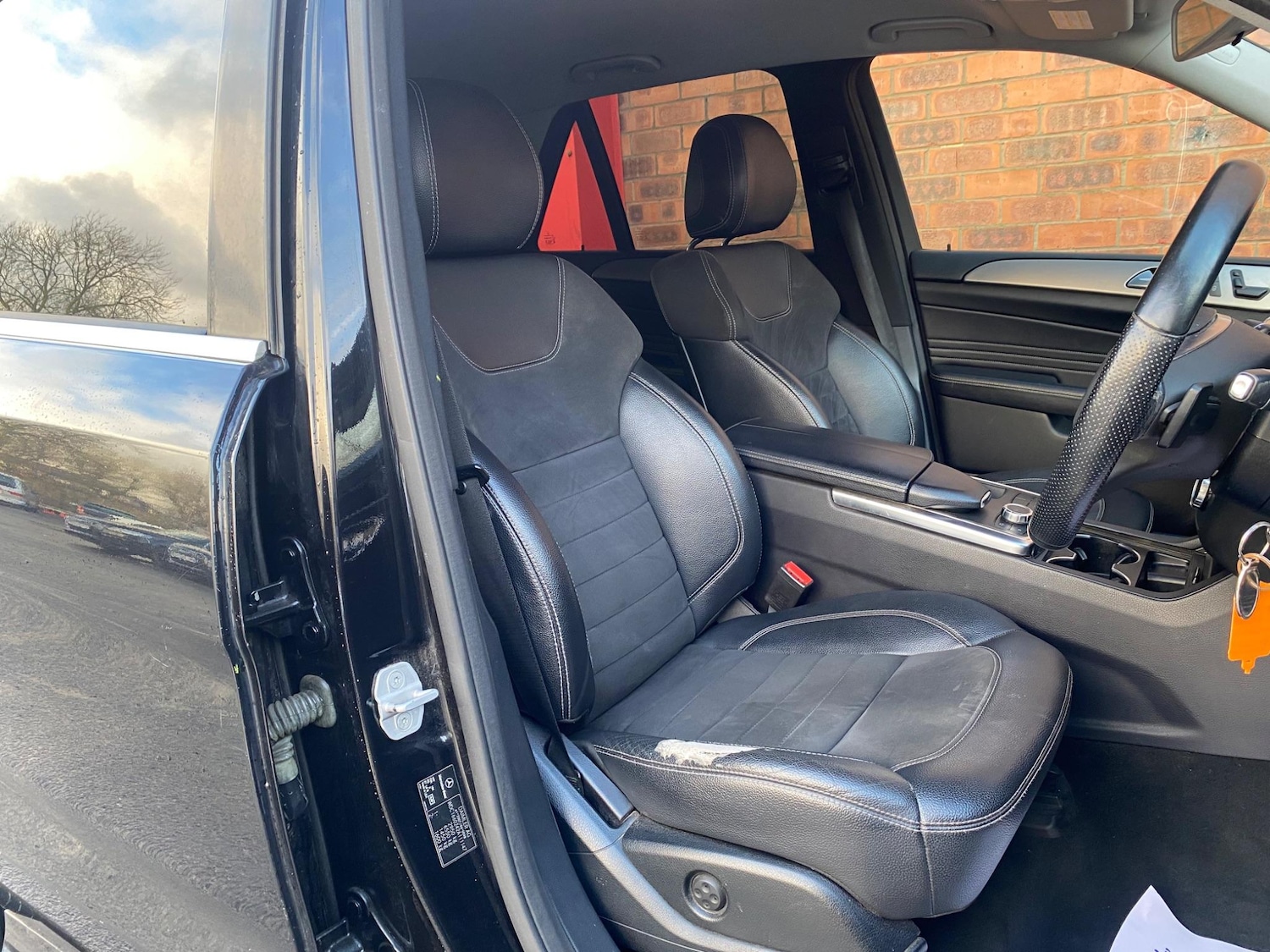 Used Mercedes-Benz M Class 2012 for sale - 76989790: Photo 15