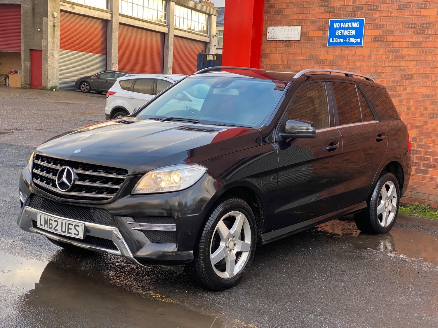 Used Mercedes-Benz M Class 2012 for sale - 76989790: Photo 2