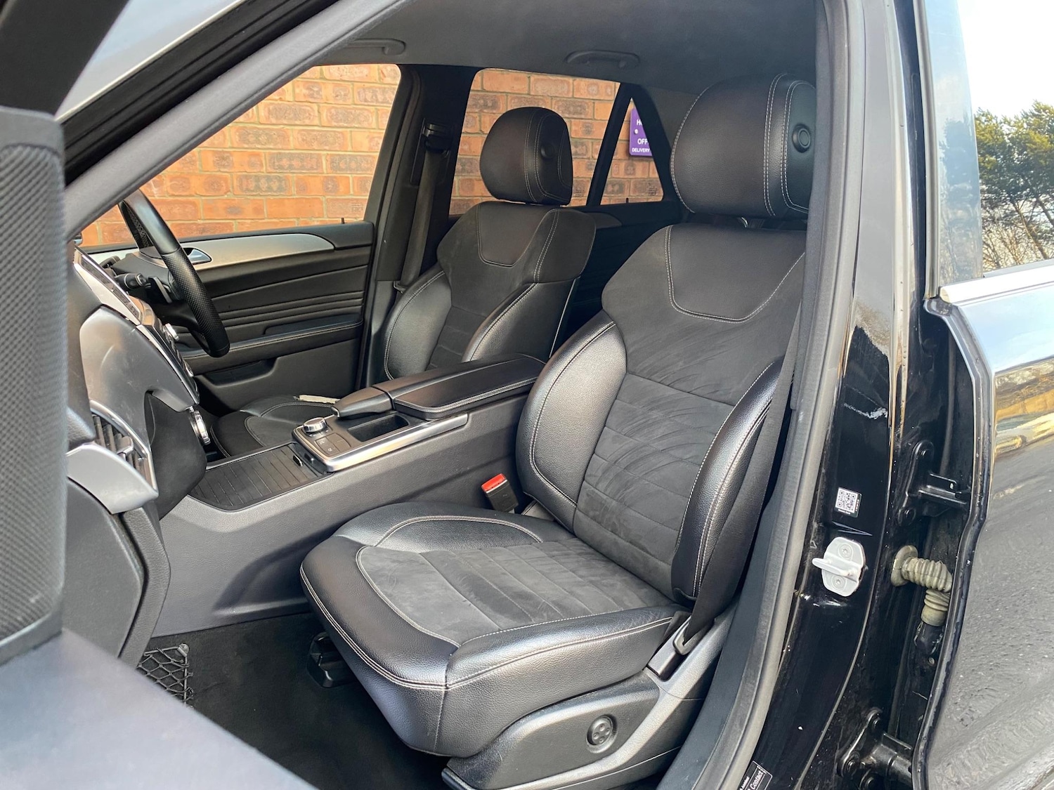 Used Mercedes-Benz M Class 2012 for sale - 76989790: Photo 32