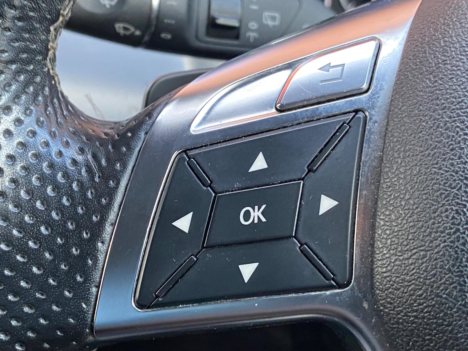 Used Mercedes-Benz M Class 2012 for sale - 76989790: Photo 42