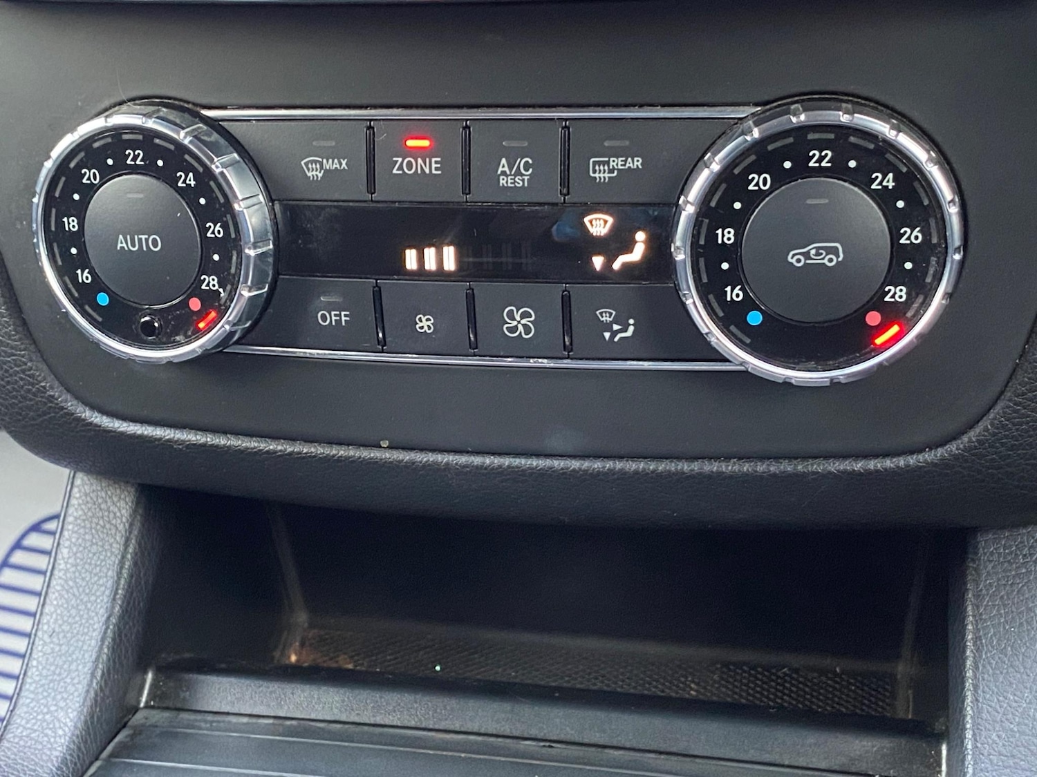 Used Mercedes-Benz M Class 2012 for sale - 76989790: Photo 58