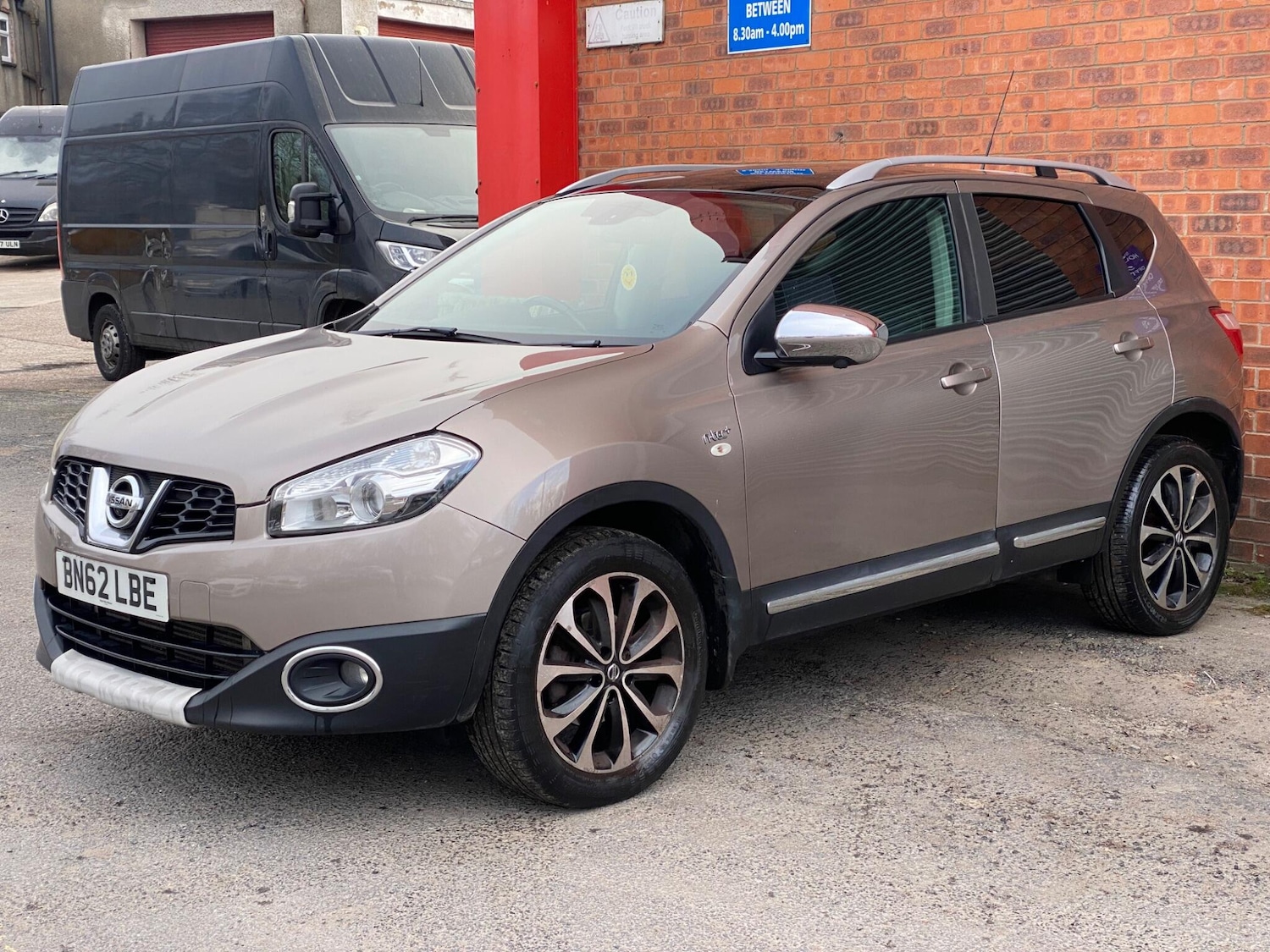 Used Nissan Qashqai 2012 for sale - 77097476: Photo 2