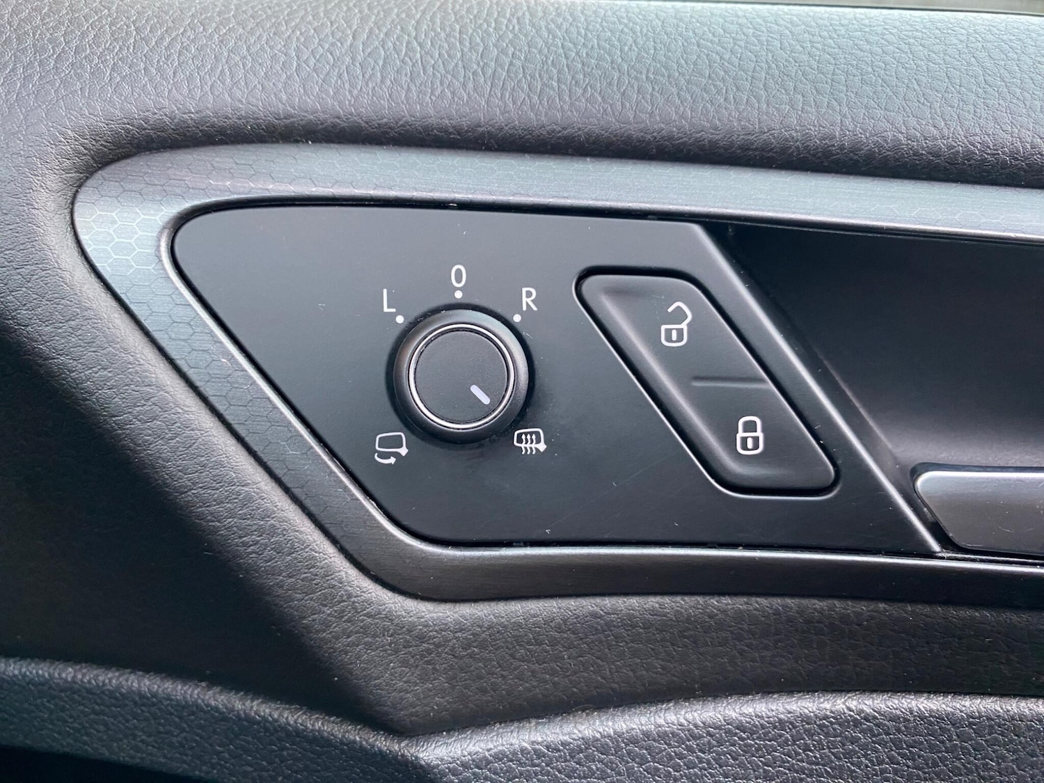 Used Volkswagen Golf for sale - 76964957: Photo 28