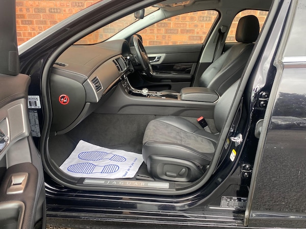 Used Jaguar XF 2014 for sale - 75378051: Photo 32