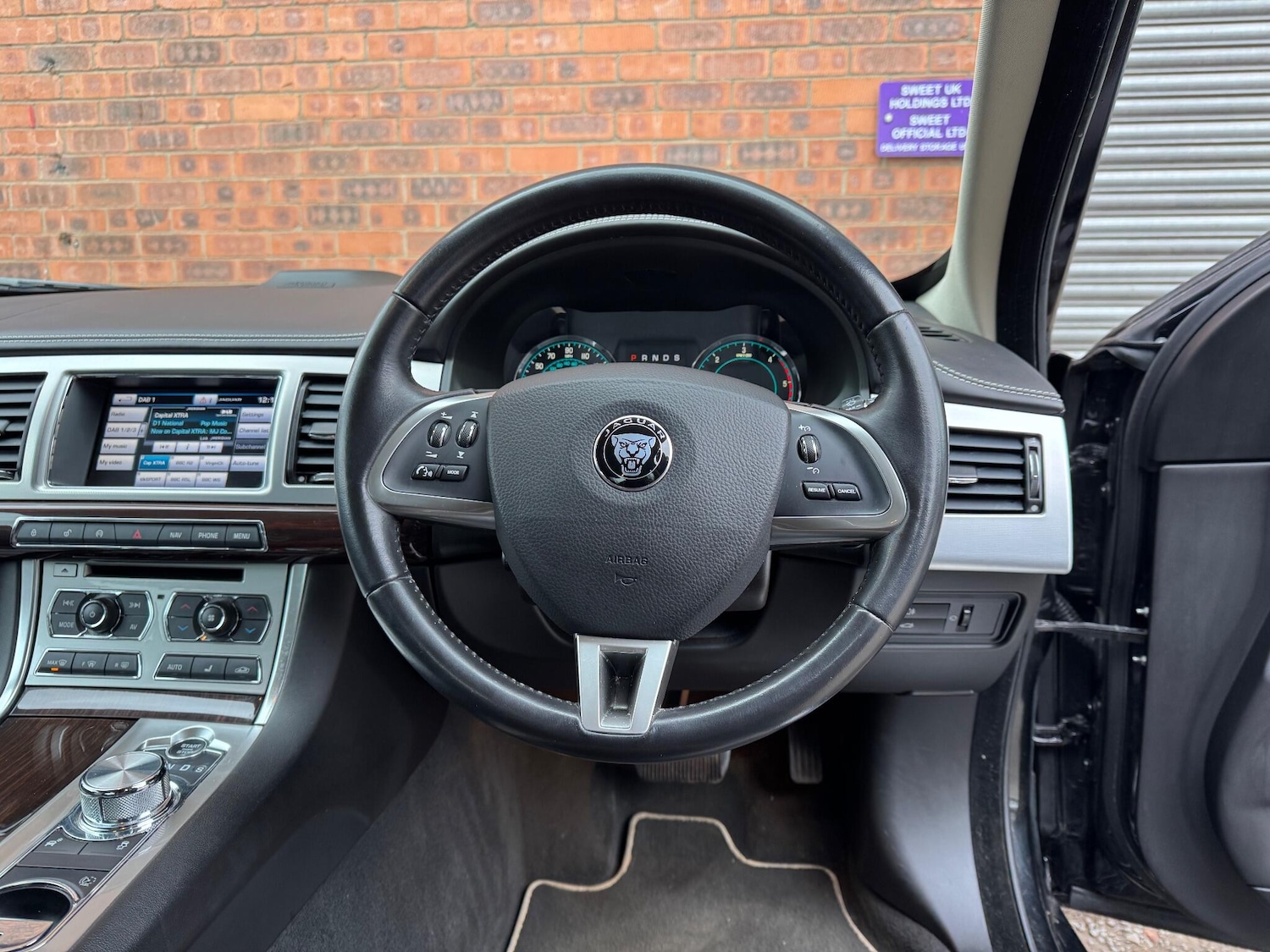 Used Jaguar XF 2015 for sale - 77853532: Photo 39