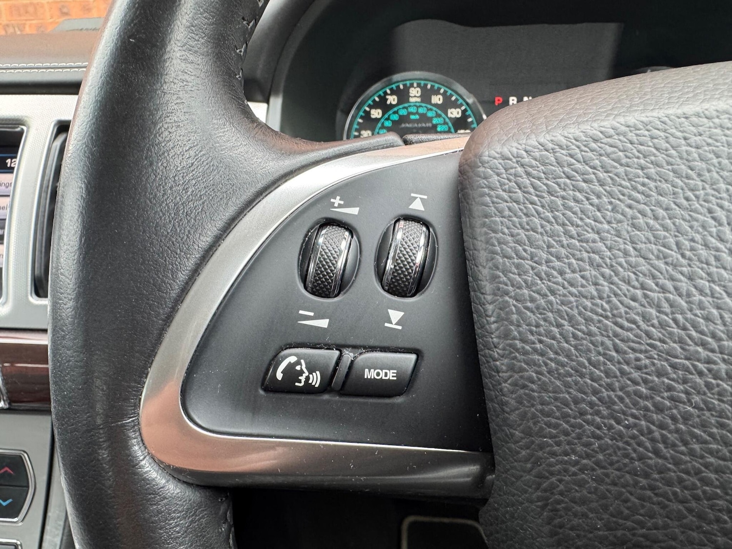 Used Jaguar XF 2015 for sale - 77853532: Photo 41