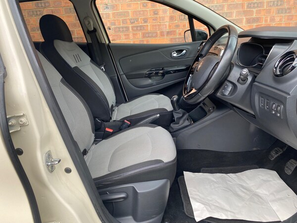 Used Renault Captur 2014 for sale - 69085542: Photo 13