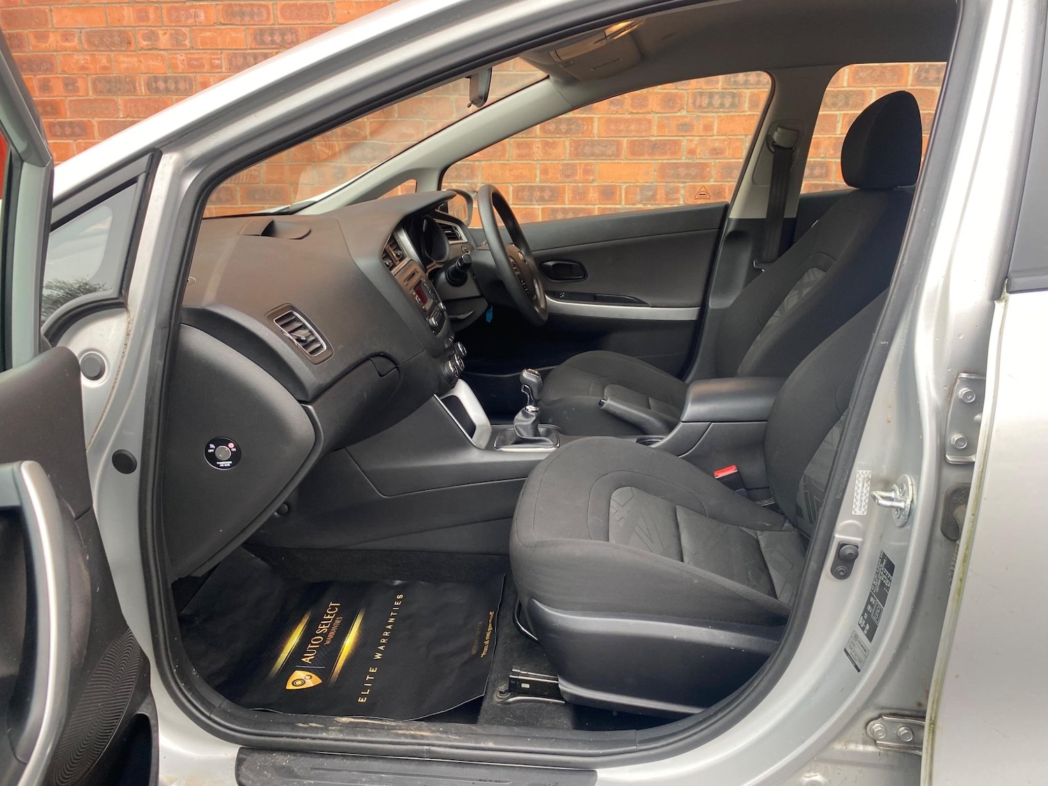 Vehicle 29