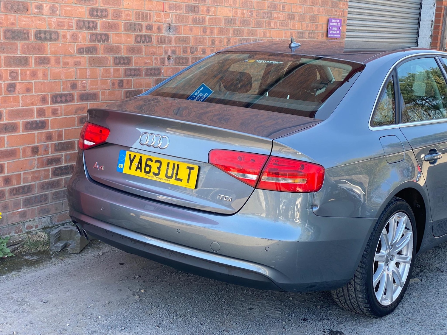 Vehicle 21