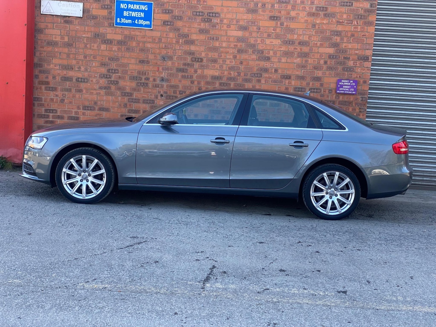 Vehicle 28