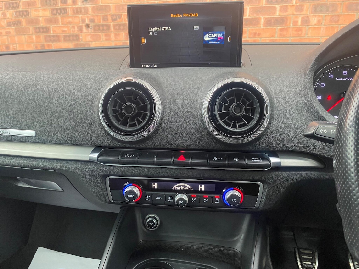 Used Audi A3 2016 for sale - 77216248: Photo 32