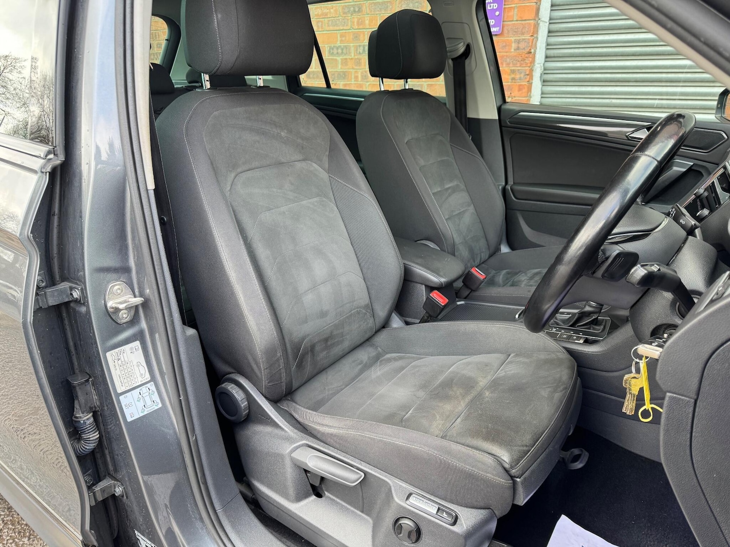 Used Volkswagen Tiguan 2018 for sale - 78073173: Photo 15