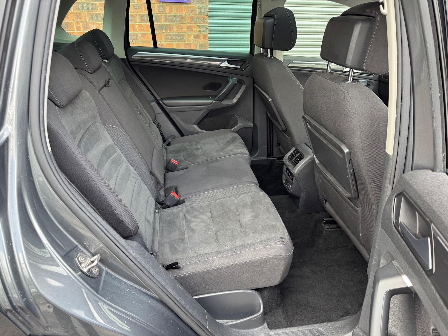 Used Volkswagen Tiguan 2018 for sale - 78073173: Photo 16