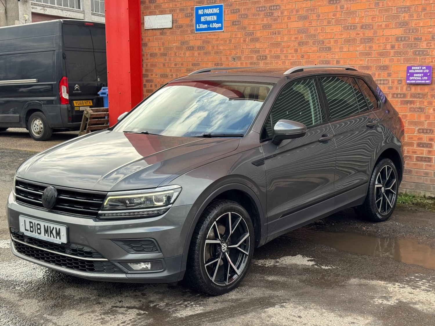 Used Volkswagen Tiguan 2018 for sale - 78073173: Photo 2