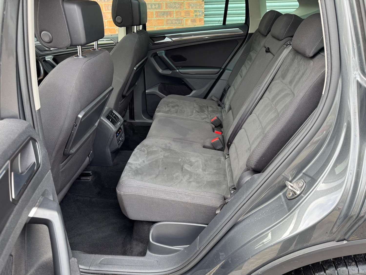 Used Volkswagen Tiguan 2018 for sale - 78073173: Photo 24