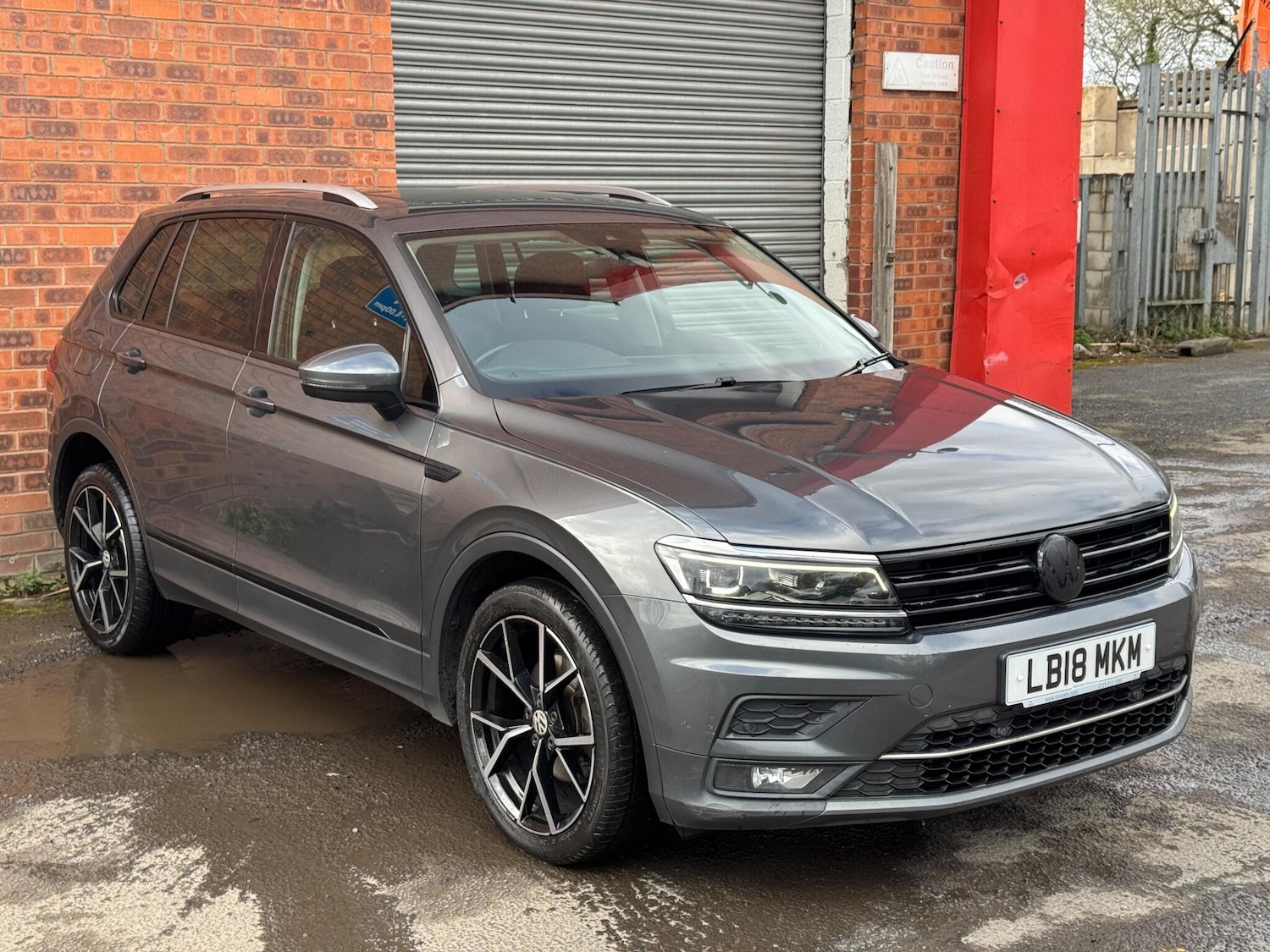 Used Volkswagen Tiguan 2018 for sale - 78073173: Photo 5
