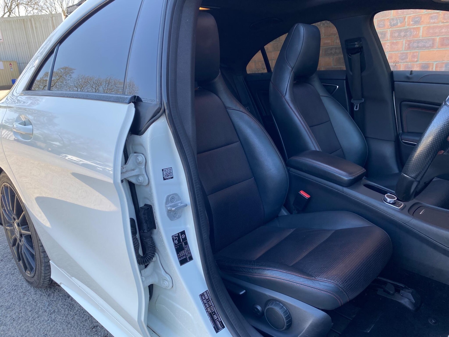 Used Mercedes-Benz CLA 2014 for sale - 76780897: Photo 15