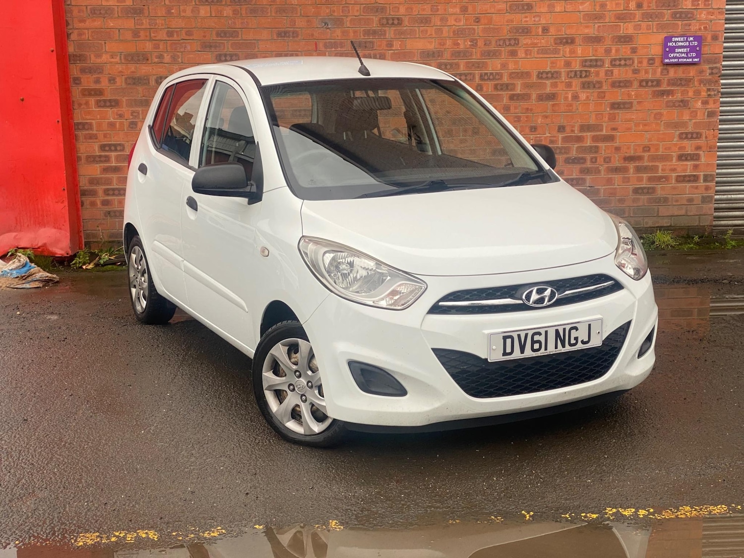 Vehicle 21