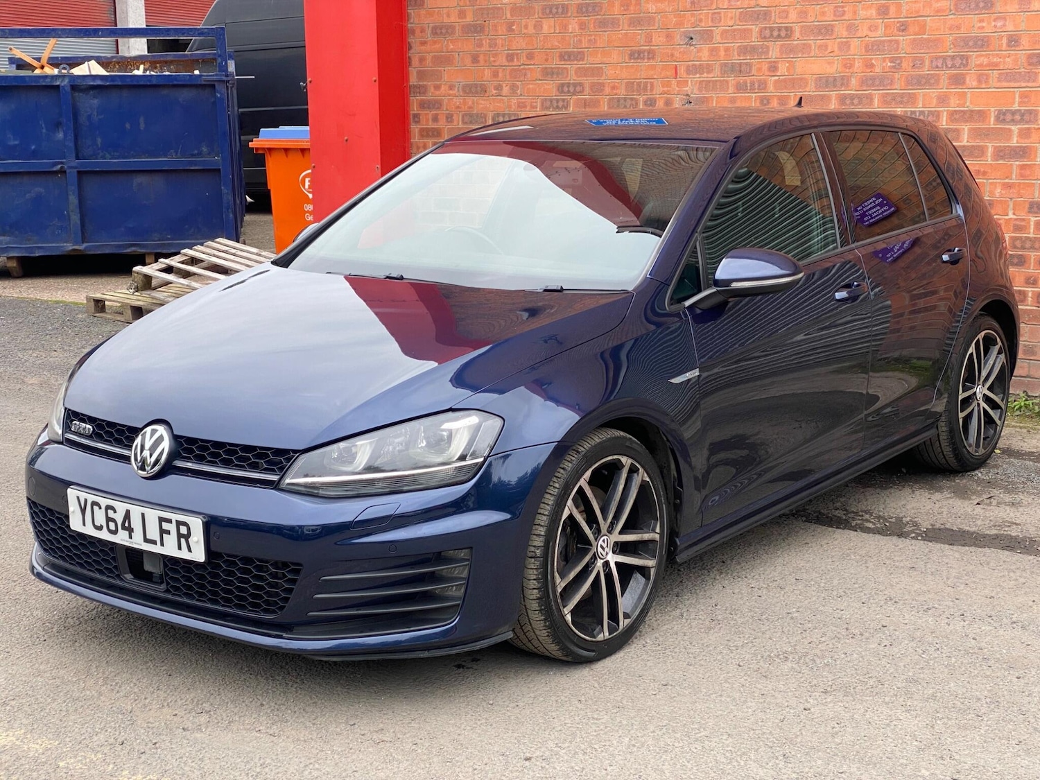 Used Volkswagen Golf 2014 for sale - 76990549: Photo 2