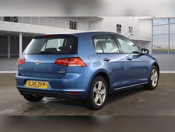Used Volkswagen Golf 2015 for sale - 77331424: Photo