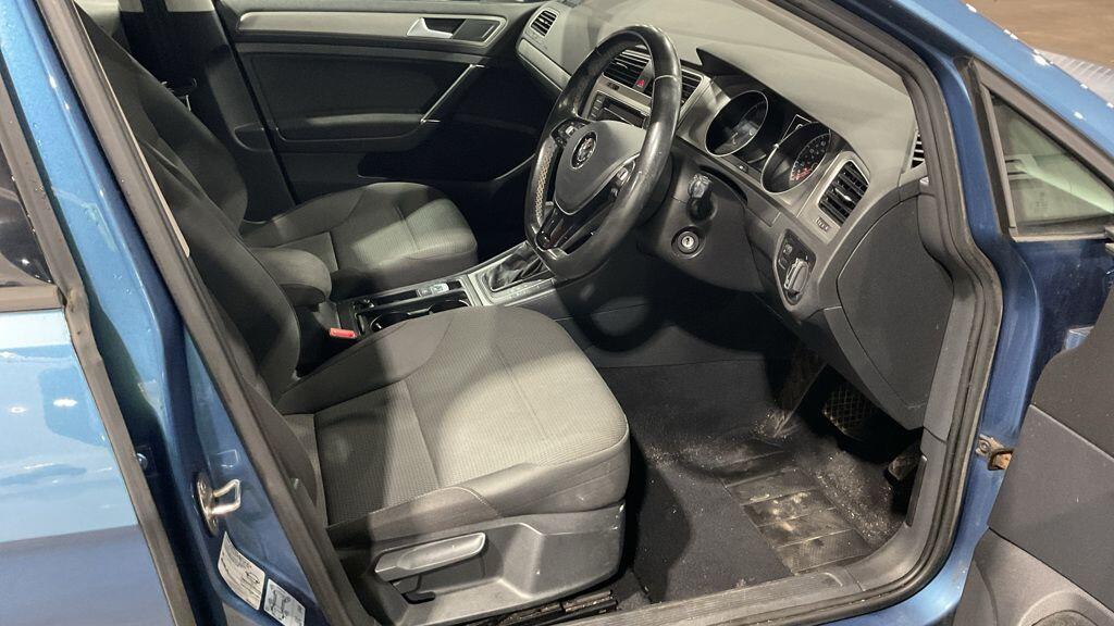 Used Volkswagen Golf 2015 for sale - 77331424: Photo 8