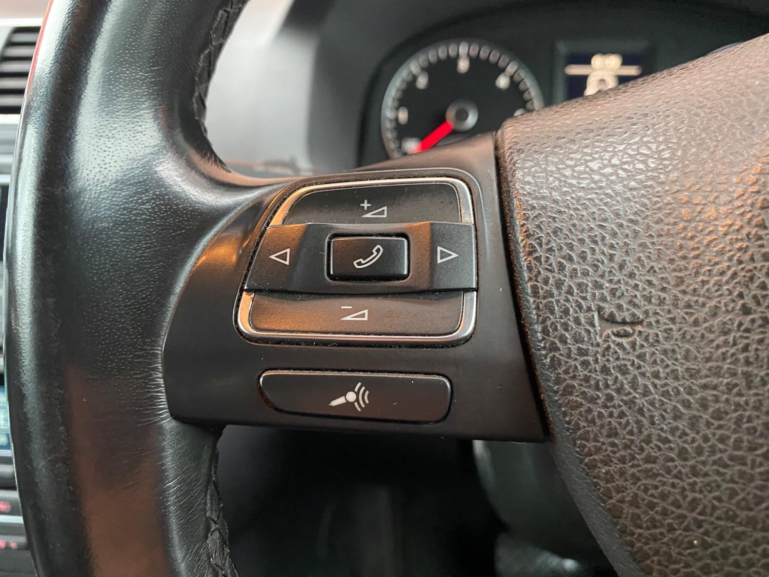 Used Volkswagen Touran 2014 for sale - 76765246: Photo 18