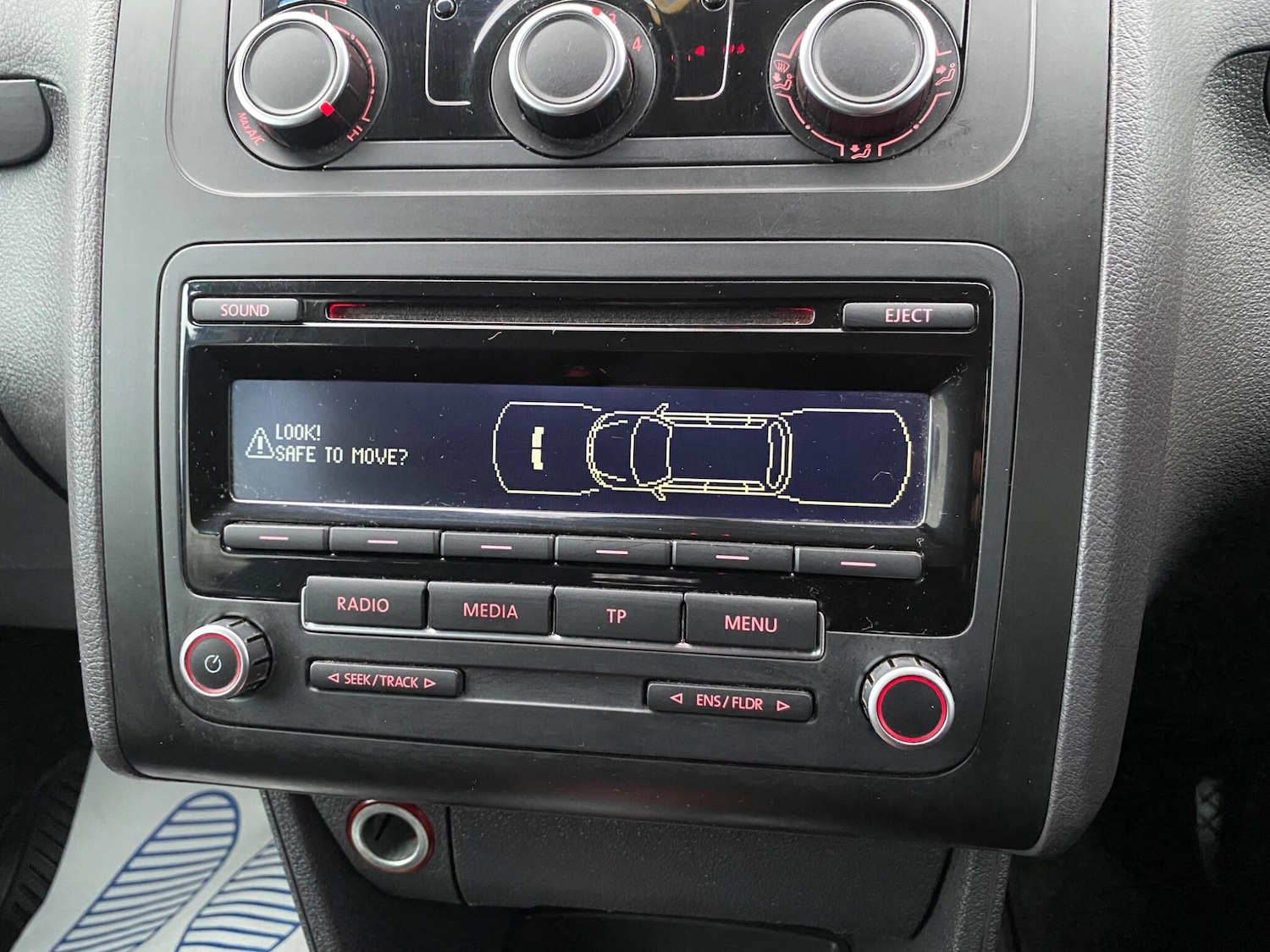 Used Volkswagen Touran 2014 for sale - 76765246: Photo 34