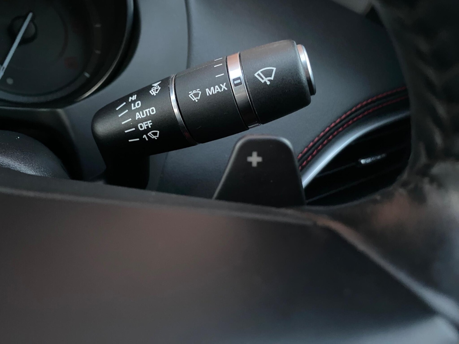 Used Jaguar XE 2016 for sale - 76671320: Photo 24