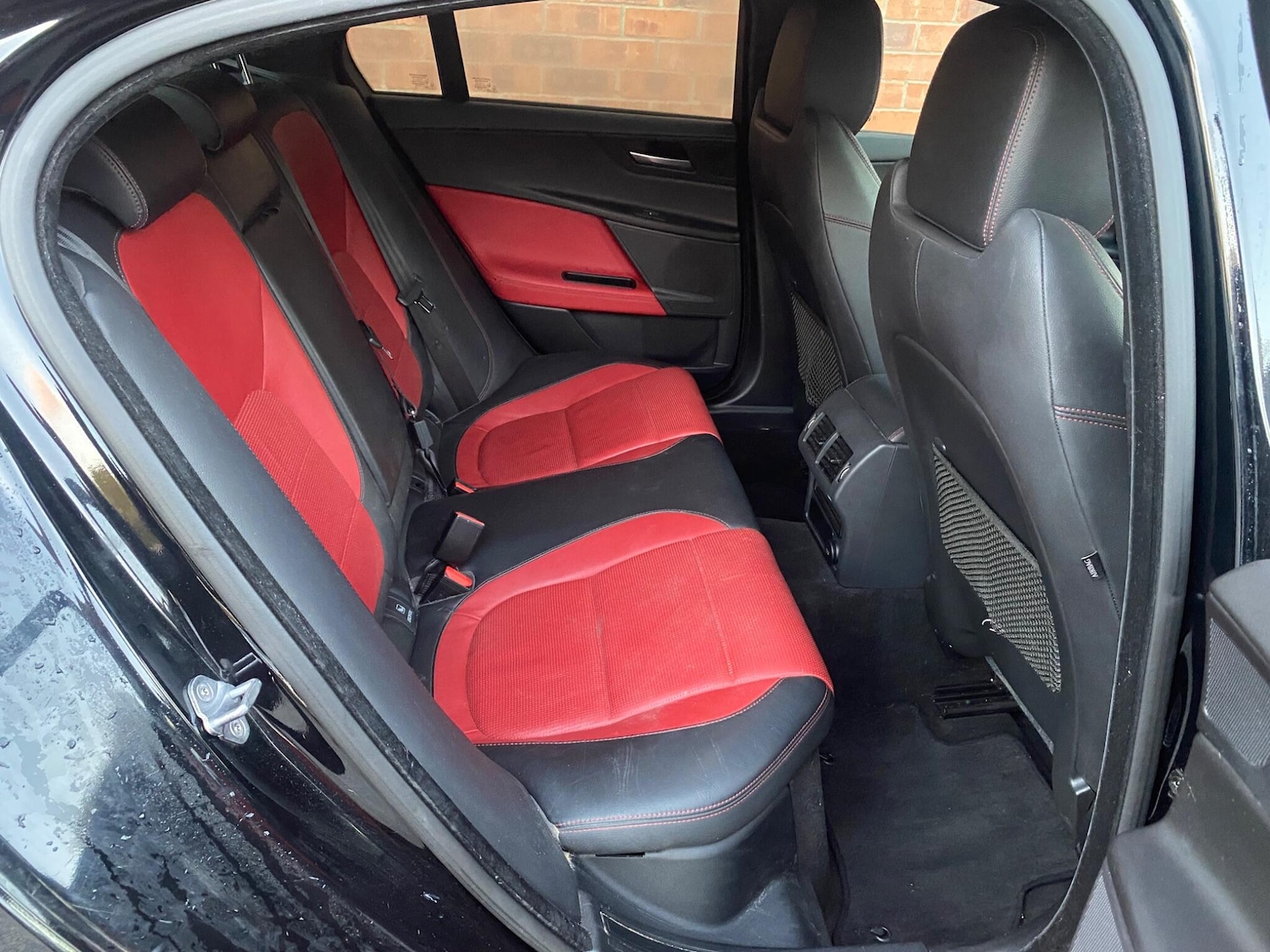 Used Jaguar XE 2016 for sale - 76671320: Photo 44