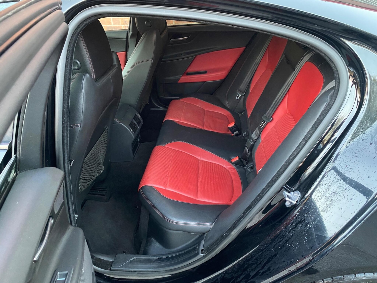 Used Jaguar XE 2016 for sale - 76671320: Photo 51