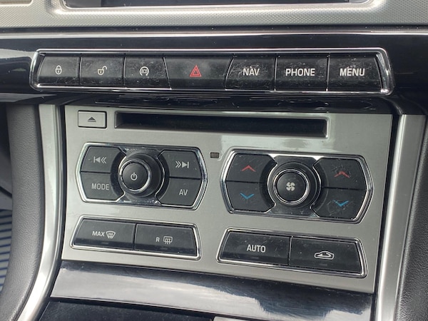 Used Jaguar XF 2012 for sale - 75458951: Photo 47