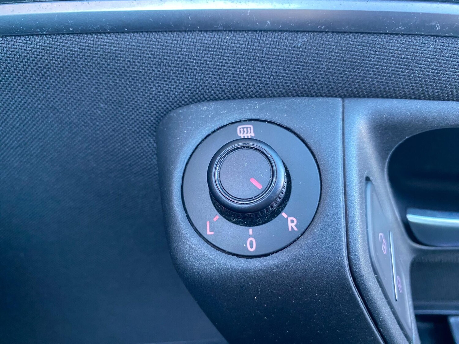 Used Volkswagen Polo 2016 for sale - 76671309: Photo 24