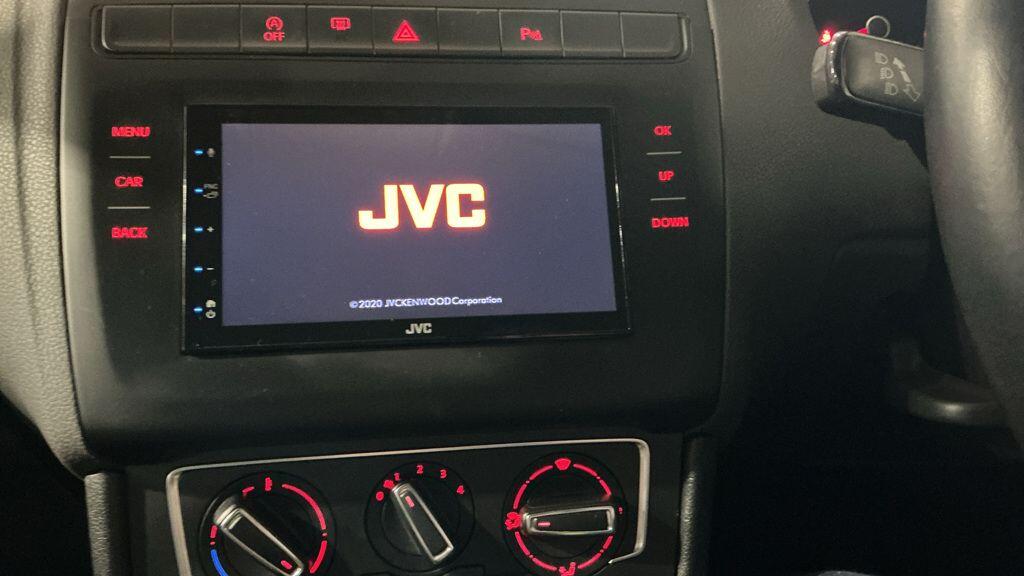 Used Volkswagen Polo 2016 for sale - 76671309: Photo 5