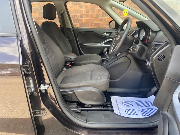 Used Vauxhall Zafira Tourer 2014 for sale - 75186308: Photo 12