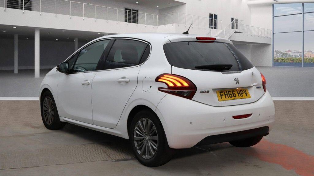 Used Peugeot 208 2017 for sale - 77386304: Photo 3
