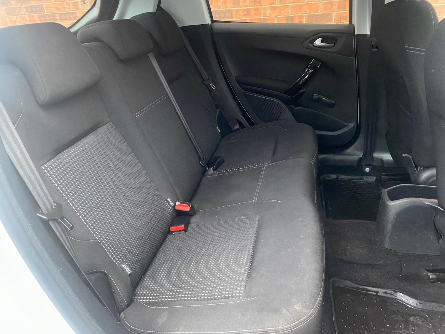 Used Peugeot 208 2017 for sale - 77386304: Photo 40